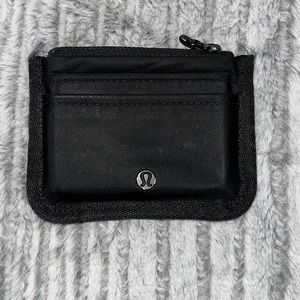 Lululemon card wallet